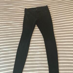 HUE Black Skinny Jeggings